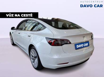 Tesla - Model 3