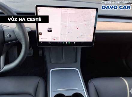 Tesla - Model 3