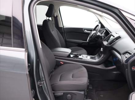 Ford - S-MAX
