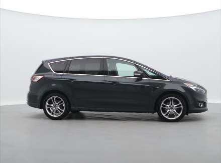 Ford - S-MAX