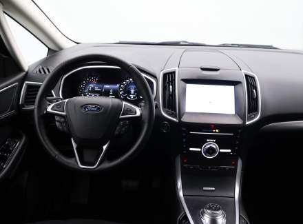 Ford - S-MAX