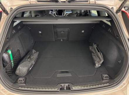Volvo - V60
