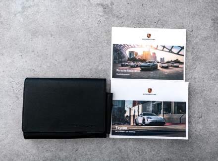 Porsche - Taycan