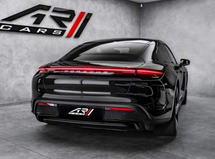 Porsche - Taycan