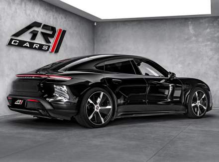 Porsche - Taycan