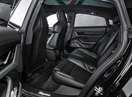 Porsche - Taycan