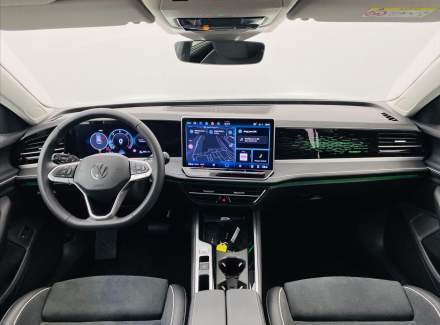 Volkswagen - Passat