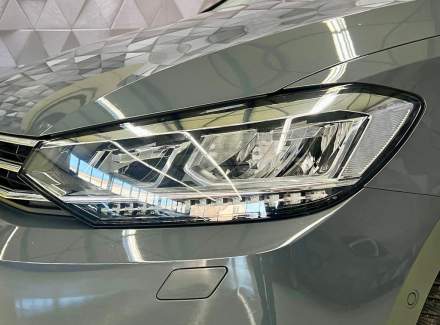 Volkswagen - Touran