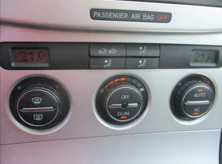 Volkswagen - Passat