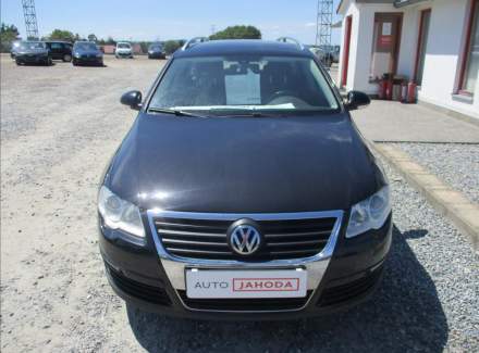Volkswagen - Passat