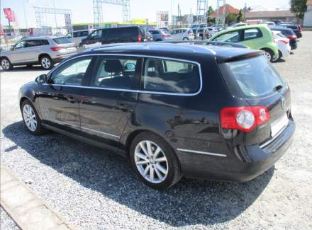 Volkswagen - Passat