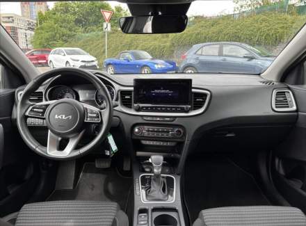 Kia - Cee'd