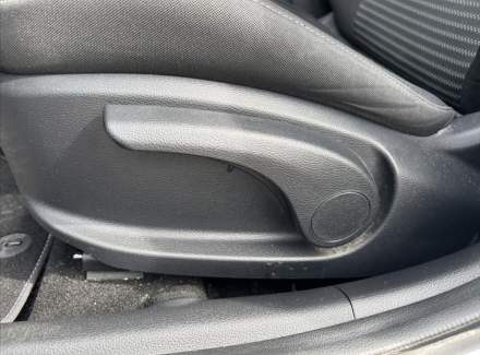 Kia - Cee'd