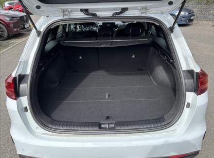Kia - Cee'd