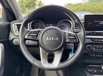 Kia - Cee'd
