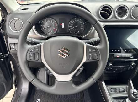 Suzuki - Vitara