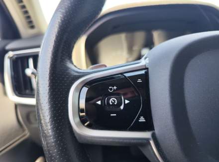 Volvo - V90