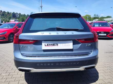 Volvo - V90