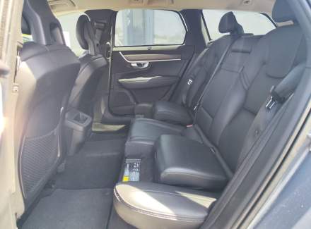 Volvo - V90