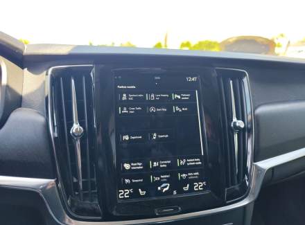 Volvo - V90