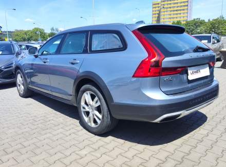 Volvo - V90