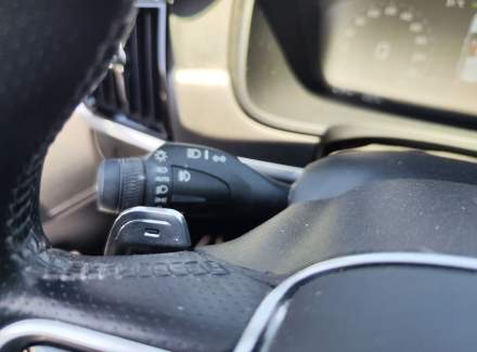 Volvo - V90
