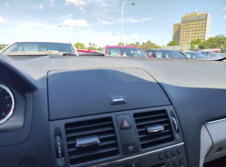 Mercedes-Benz - C-class