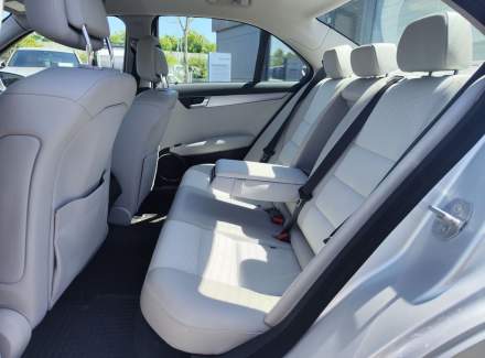 Mercedes-Benz - C-class