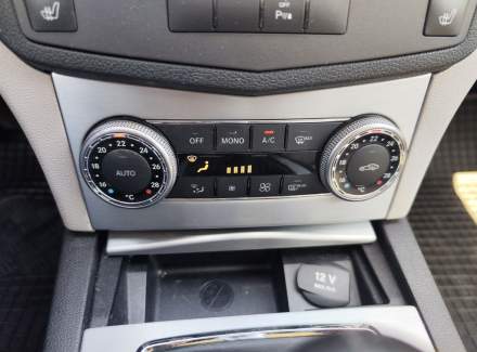Mercedes-Benz - C-class