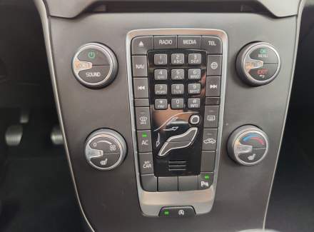 Volvo - V40