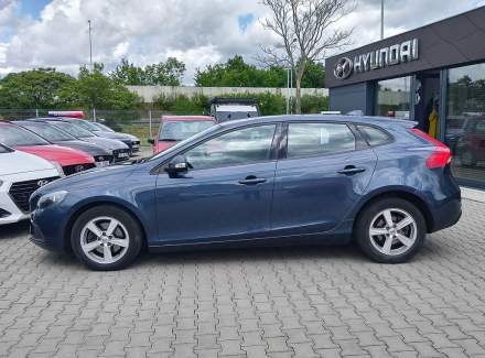 Volvo - V40
