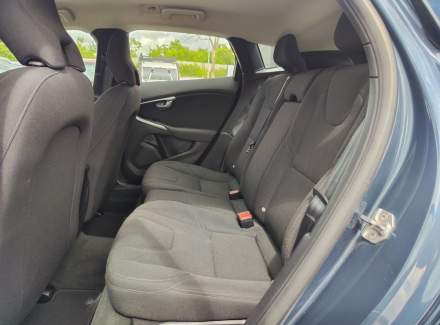 Volvo - V40