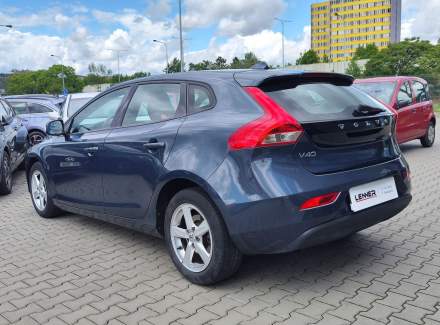 Volvo - V40