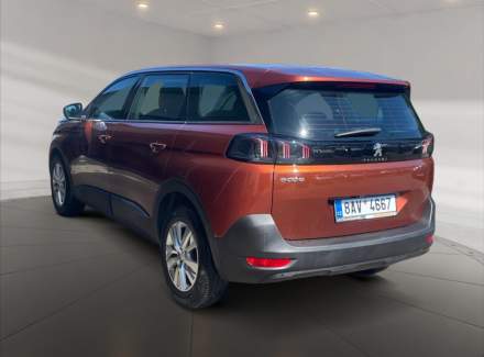 Peugeot - 5008