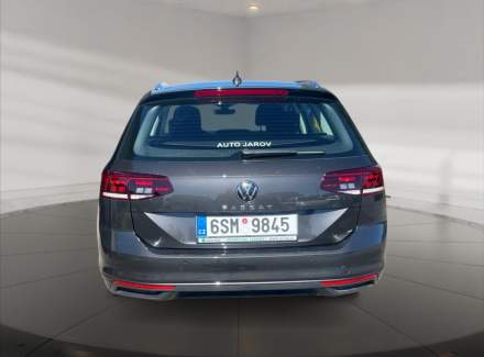 Volkswagen - Passat