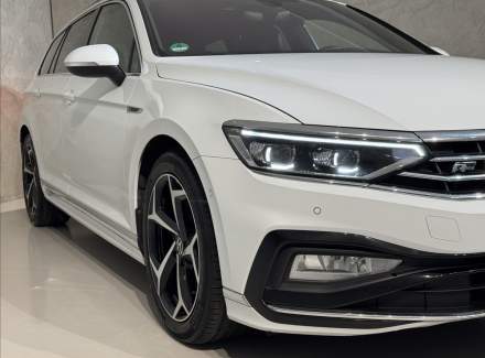 Volkswagen - Passat