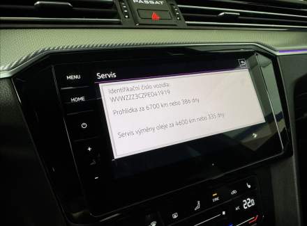 Volkswagen - Passat