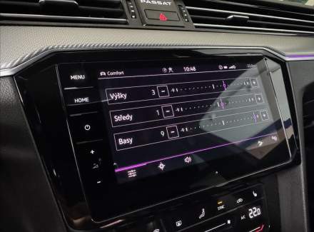 Volkswagen - Passat