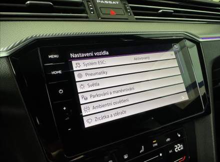 Volkswagen - Passat