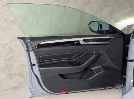 Volkswagen - Arteon