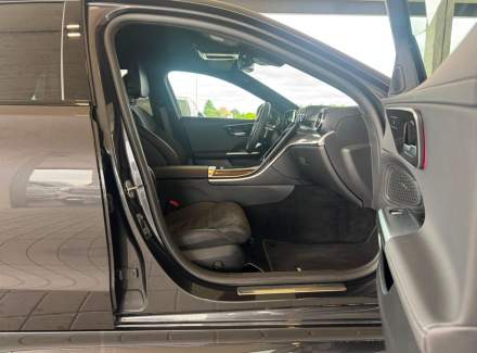 Mercedes-Benz - C-class