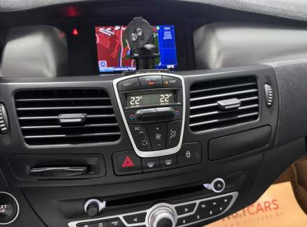 Renault - Laguna