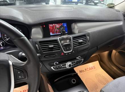 Renault - Laguna