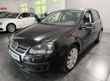 Volkswagen - Golf
