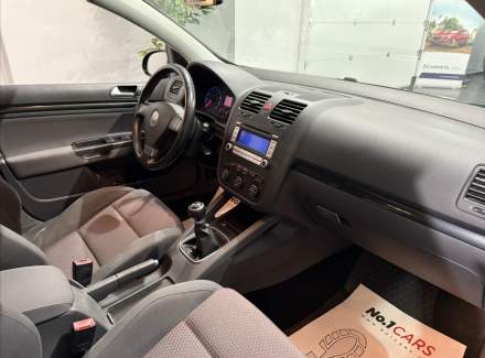 Volkswagen - Golf