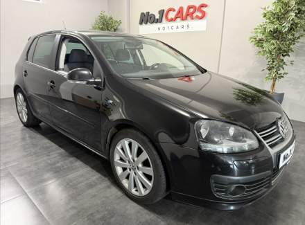 Volkswagen - Golf