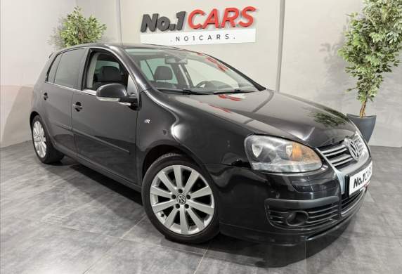 Volkswagen - Golf