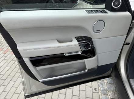 Land Rover - Range Rover