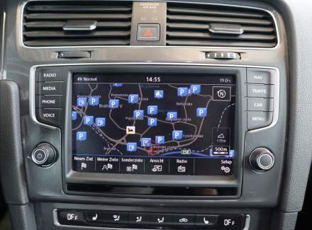 Volkswagen - Golf