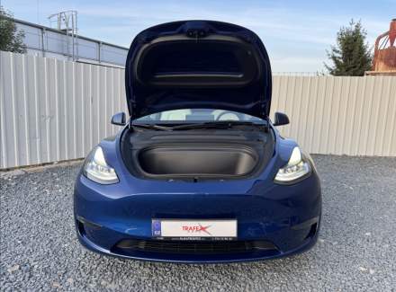 Tesla - Model Y